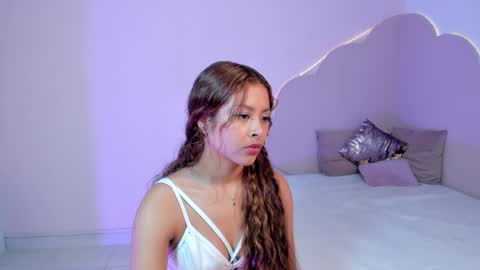 stefie online show from 12/20/24, 11:05