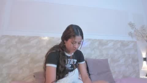 stefie online show from 02/19/25, 09:39