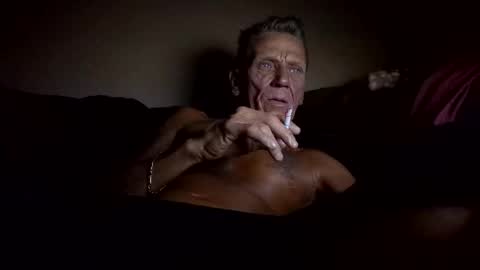 stefy1037 online show from 12/31/24, 08:37