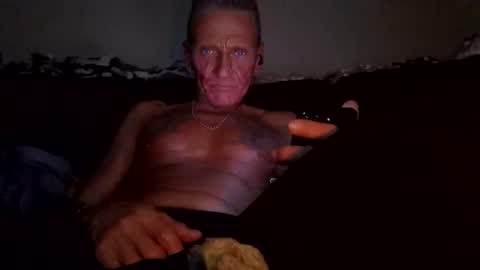 Snapshot of stefy1037 chatting on 04/26/26, 05:38 stefy1037 online show from 04/26/26, 05:38