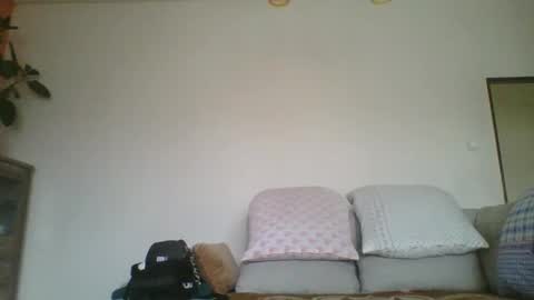 Snapshot of steki038434 chatting on 12/15/24, 09:35 steki038434 online show from 12/15/24, 09:35