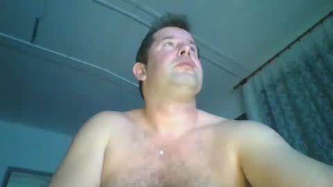 Snapshot of steki038434 chatting on 10/25/25, 11:10 steki038434 online show from 10/25/25, 11:10