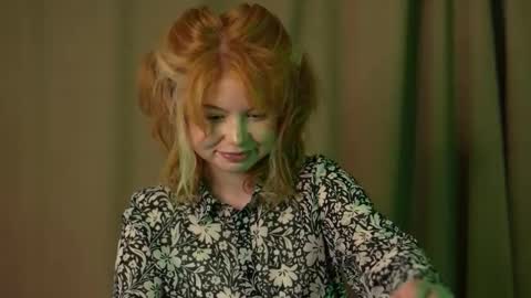 Snapshot of stela_vanila chatting on 09/18/25, 01:18 Stella online show from 09/18/25, 01:18