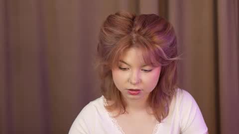 Snapshot of stela_vanila chatting on 10/13/25, 01:38 Stella online show from 10/13/25, 01:38