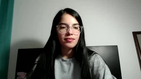 Snapshot of stella_art chatting on 01/17/25, 03:12 Stella online show from 01/17/25, 03:12