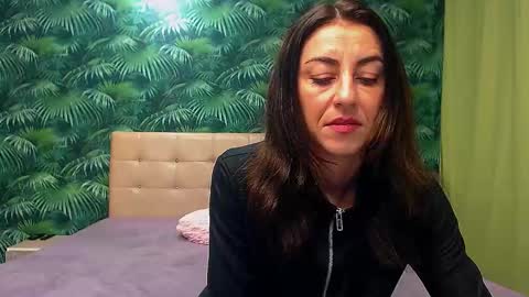 Stella John online show from 12/27/24, 04:58