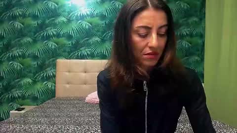 Stella John online show from 01/10/25, 05:26