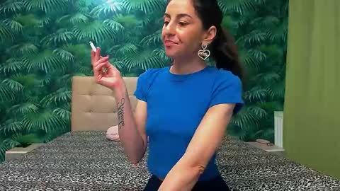 Stella John online show from 01/22/25, 05:48