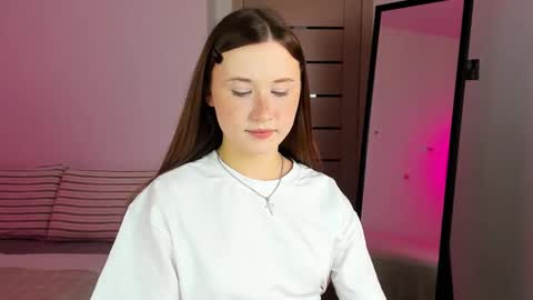 stella_sunny online show from 10/09/25, 06:06