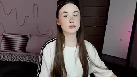 stella_sunny online show from 01/10/26, 08:10