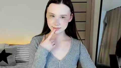 stella_sunny online show from 03/12/26, 12:06