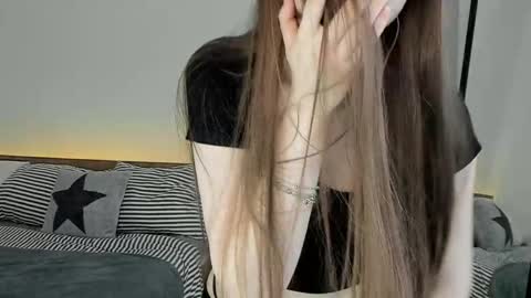 stella_sunny online show from 06/02/26, 10:45