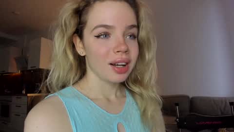 Asella online show from 01/17/25, 08:56