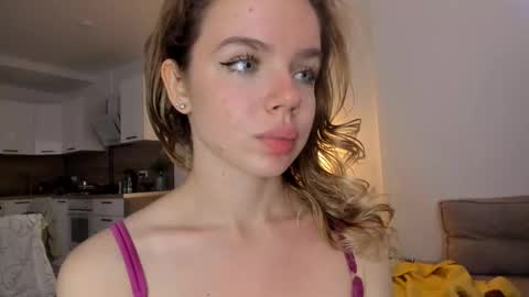 Asella online show from 09/15/25, 08:47