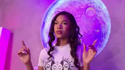 S T E L L A online show from 09/25/25, 10:57