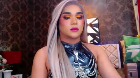 CALL ME STELLA online show from 01/04/25, 11:33