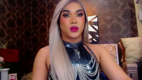 CALL ME STELLA online show from 01/16/25, 12:31