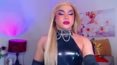 CALL ME STELLA online show from 10/16/25, 06:42