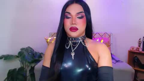 CALL ME STELLA online show from 11/18/25, 09:58