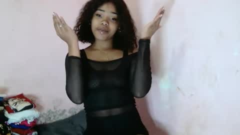 stellah2555 online show from 03/04/26, 09:48