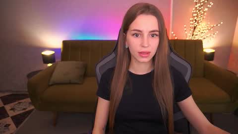 stellahoneywell online show from 10/13/25, 01:00