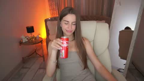 stellahoneywell online show from 07/24/26, 01:31