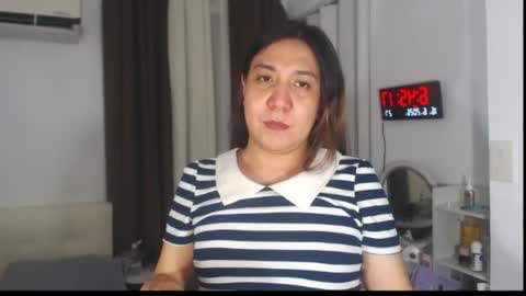 Snapshot of stellahugets chatting on 06/15/26, 10:45 Stella online show from 06/15/26, 10:45
