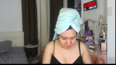 Snapshot of stellahugets chatting on 06/22/26, 03:20 Stella online show from 06/22/26, 03:20