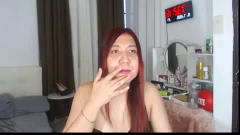 Snapshot of stellahugets chatting on 07/14/26, 11:32 Stella online show from 07/14/26, 11:32