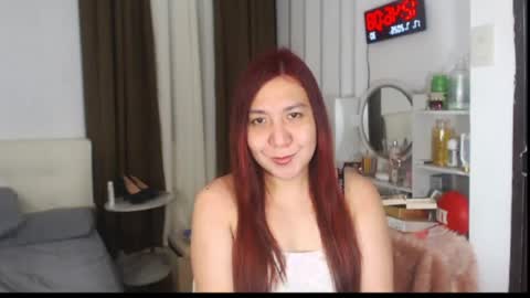 Snapshot of stellahugets chatting on 07/16/26, 04:46 Stella online show from 07/16/26, 04:46