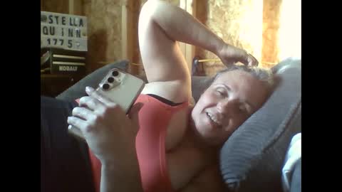 Snapshot of stellaquinn1775 chatting on 11/21/25, 09:13 Stella online show from 11/21/25, 09:13