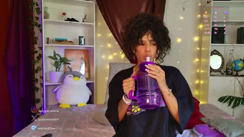 stellart_ online show from 02/28/26, 06:53