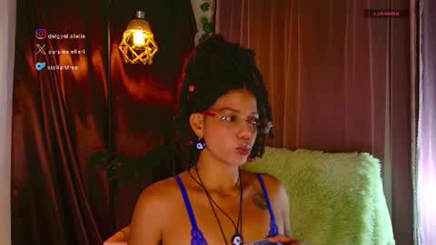 Snapshot of stellart_ chatting on 06/12/26, 12:53 stellart_ online show from 06/12/26, 12:53