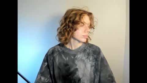 Snapshot of stellaswen chatting on 11/19/25, 08:58 S T E L L A online show from 11/19/25, 08:58