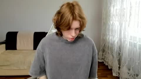 S T E L L A online show from 04/05/26, 09:06