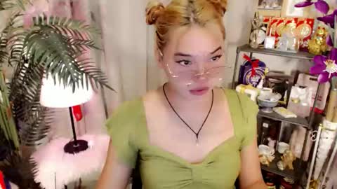 Stella sweet online show from 04/13/26, 01:00