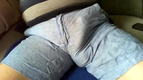 Snapshot of stemee chatting on 07/04/26, 05:52 marriedsecretcrotchwatcher online show from 07/04/26, 05:52