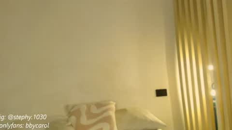 stephany online show from 07/18/26, 05:22
