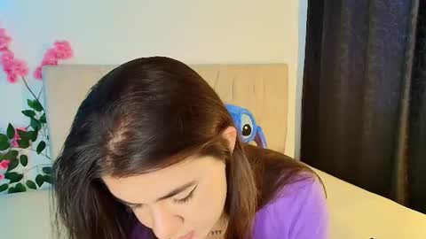 Snapshot of stepha_sweet chatting on 07/03/26, 12:22 Emma online show from 07/03/26, 12:22