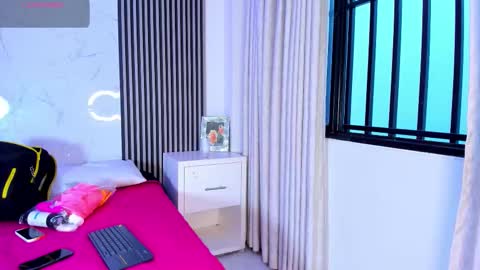 stephanandsamantha online show from 10/13/25, 10:10