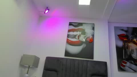 Snapshot of stephane_rousseau chatting on 05/18/26, 03:57 Stephane Rousseau online show from 05/18/26, 03:57