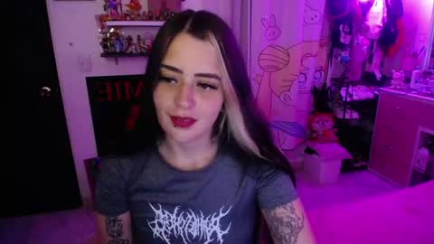 Snapshot of stephani_rousso chatting on 06/11/26, 11:36 joha cosmo online show from 06/11/26, 11:36