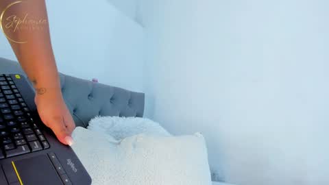 Stephania  online show from 01/24/25, 02:39