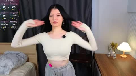 Amelia online show from 04/06/26, 01:25