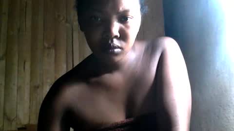 Snapshot of stephanie172 chatting on 11/14/25, 01:04 stephanie172 online show from 11/14/25, 01:04