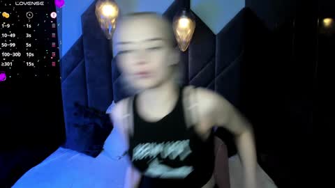 Stephanie Sea online show from 01/21/25, 02:37