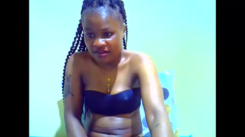 Snapshot of stephanieeh chatting on 04/16/26, 06:36 stephanieeh online show from 04/16/26, 06:36