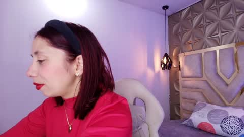 Stephaniesun  online show from 05/20/26, 12:11