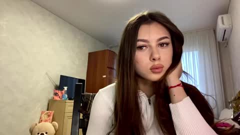 Stephani online show from 04/30/26, 03:18