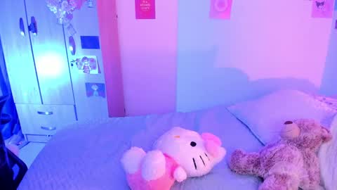 Stephanie  online show from 02/26/25, 02:48